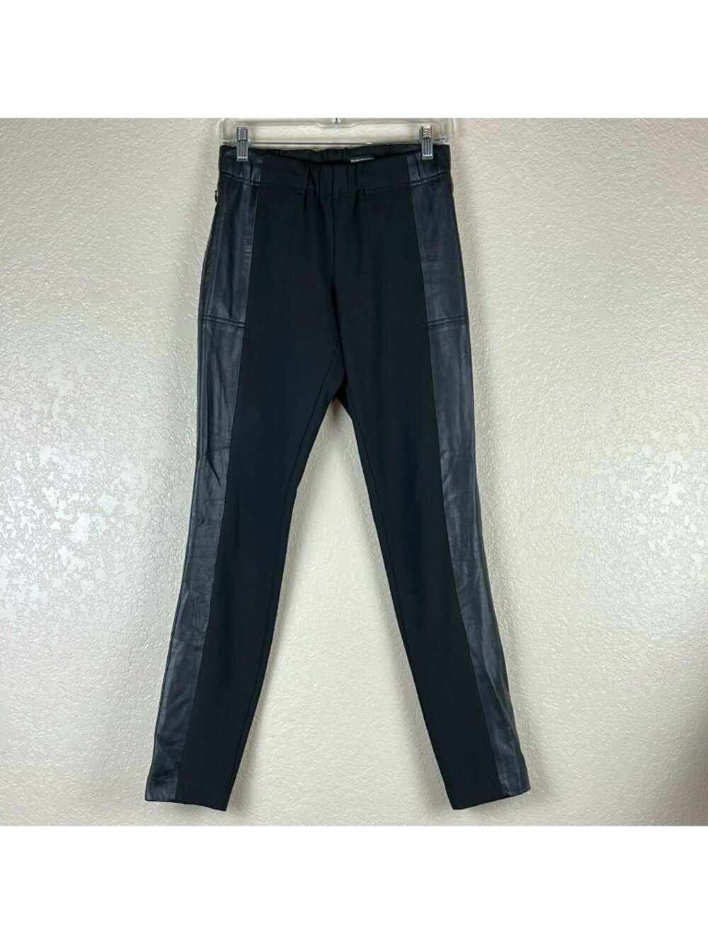 Club Monaco Leggings Women's Sz 6 Pull On Mid Rise Faux Leather Side Panel Black